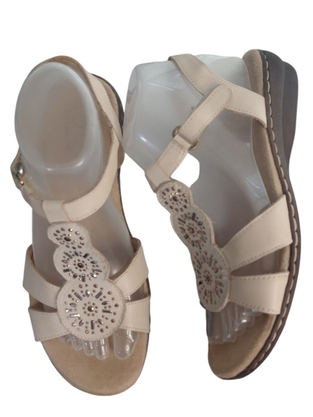 SOUL Naturalizer Beige Wedge Sandals with Decorative Cutouts